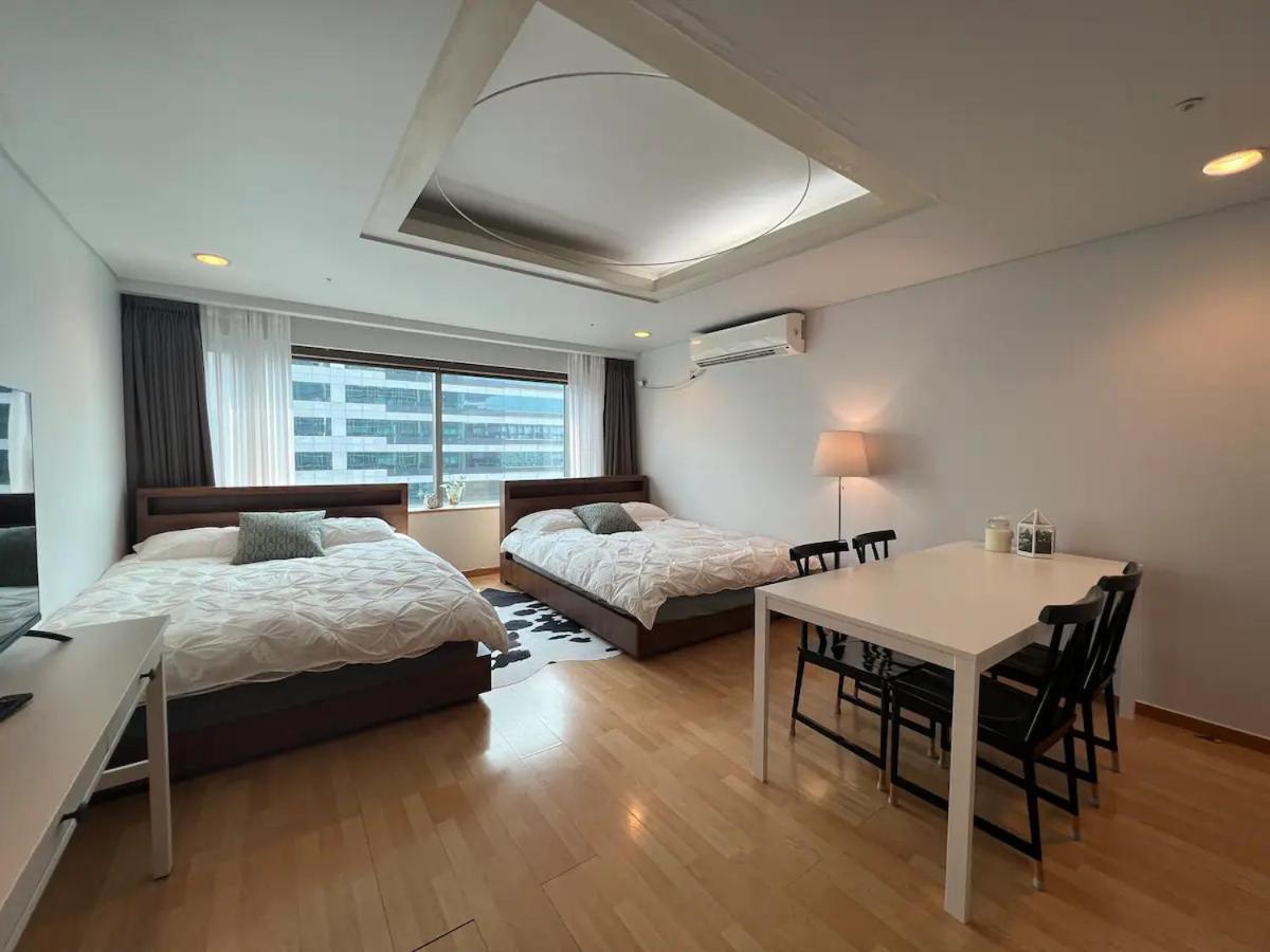 Hongdae Urban Oasis * Seoul